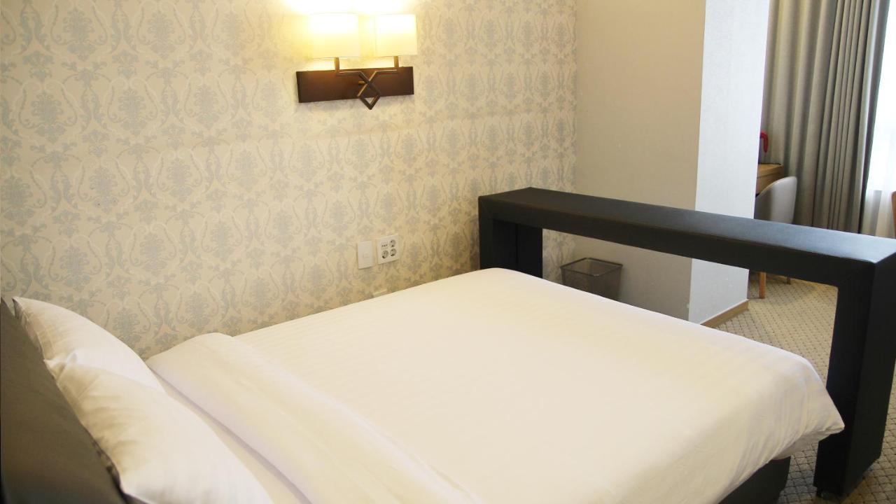 Mohenic Hotel Seoul Myeongdong Esterno foto